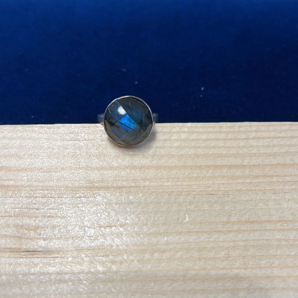 Labradorite ring, size 7 - Picture 1 of 7